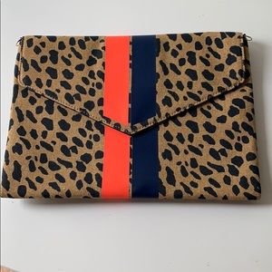 Stella & Dot clutch